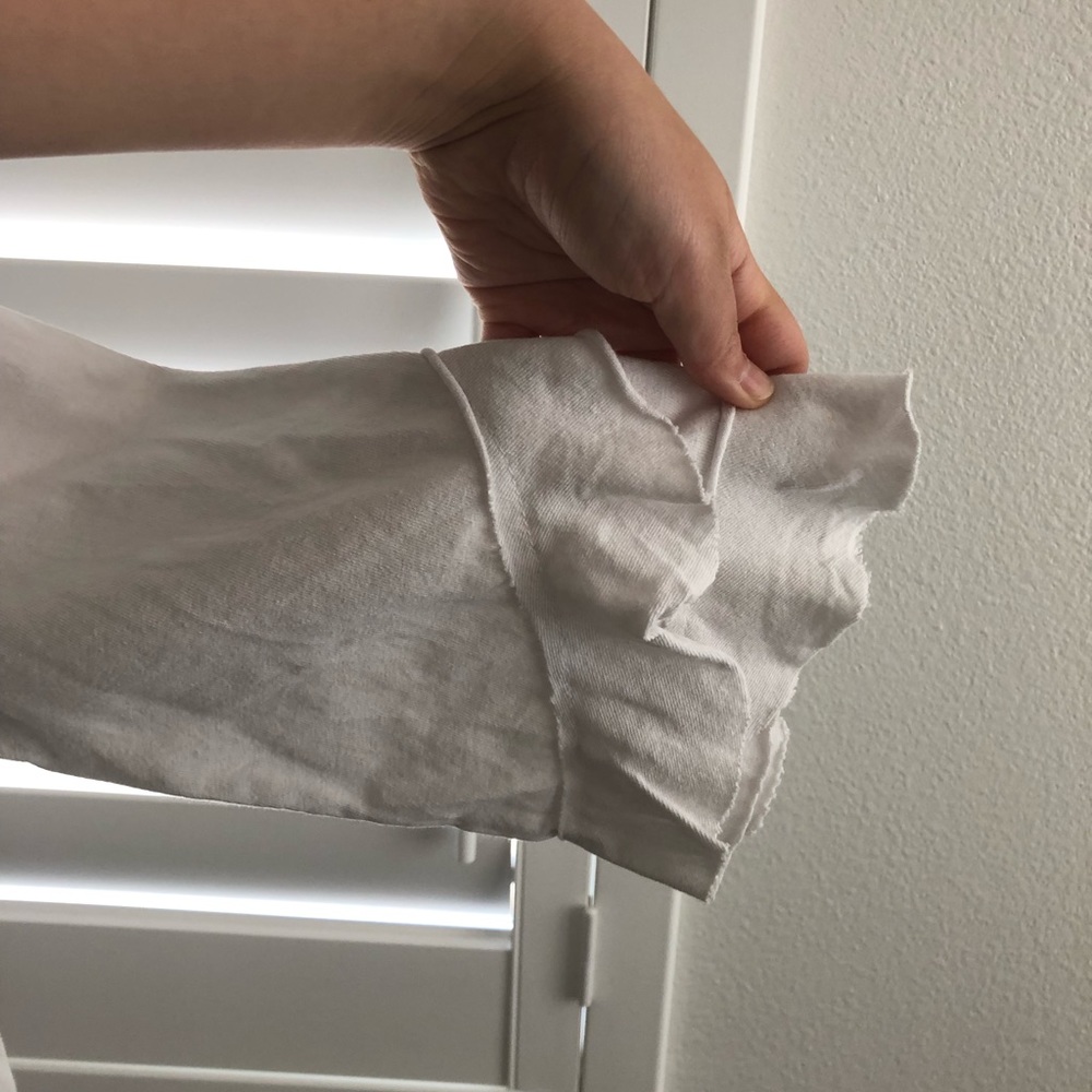 White ruffle sleeve T shirt